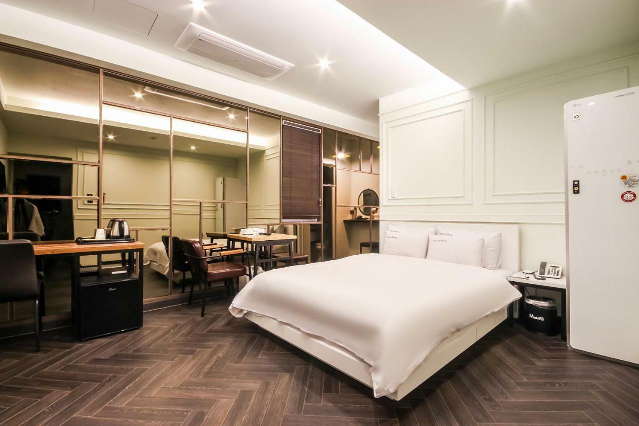 ควางจู ซางมูจิกู โฮเทล เมคกิ้ง Hotel Gwangju Metropolitan City ภายนอก รูปภาพ