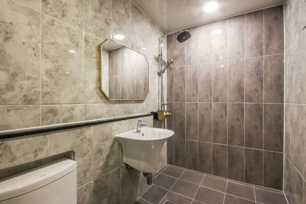 ควางจู ซางมูจิกู โฮเทล เมคกิ้ง Hotel Gwangju Metropolitan City ภายนอก รูปภาพ